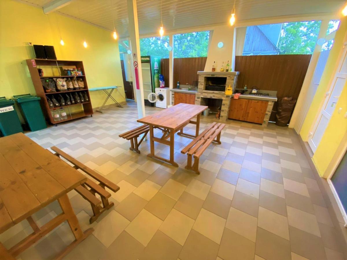 Solnechnaia Dacha Aparthotel Zatoka Bagian luar foto