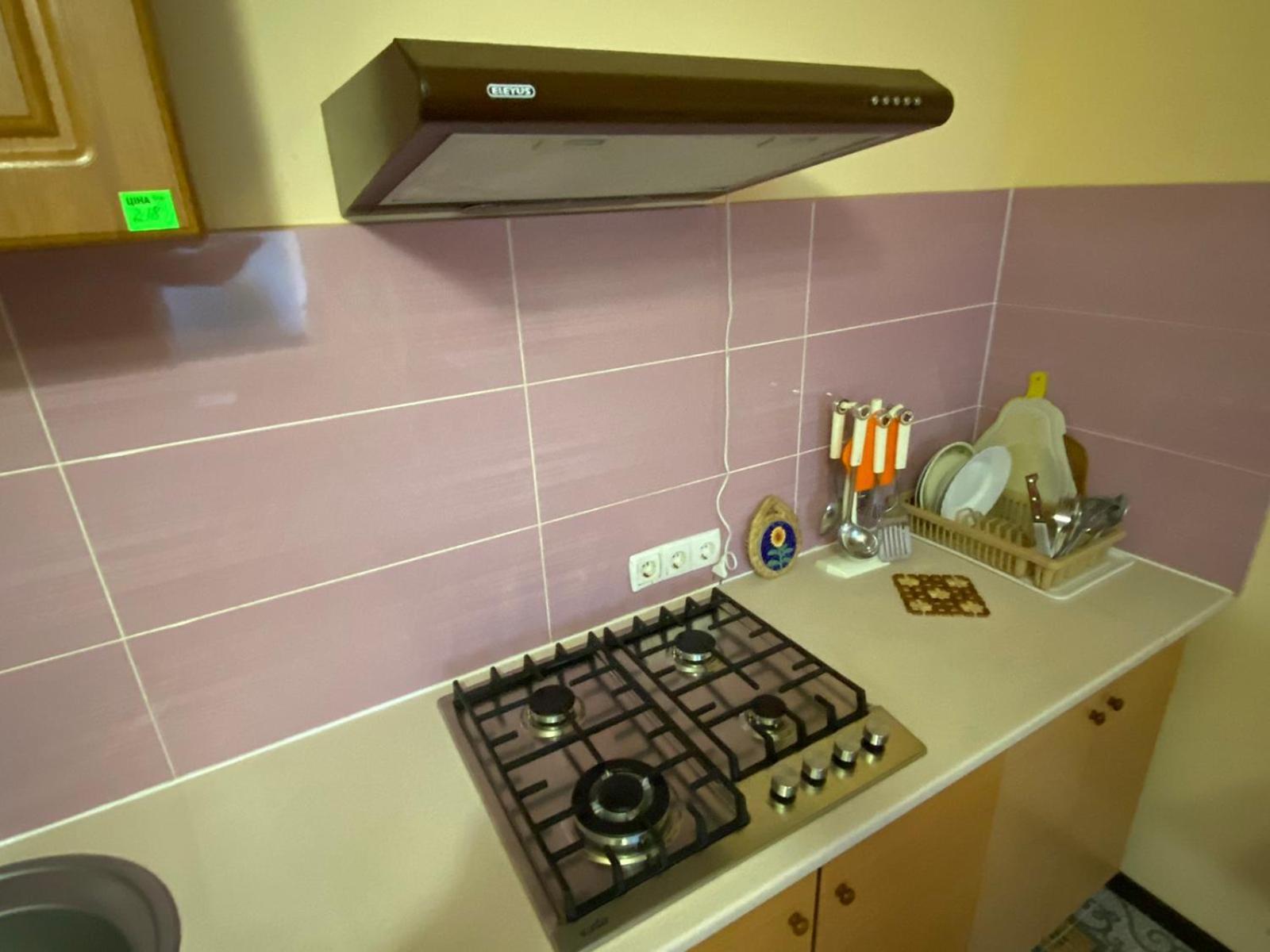 Solnechnaia Dacha Aparthotel Zatoka Bagian luar foto