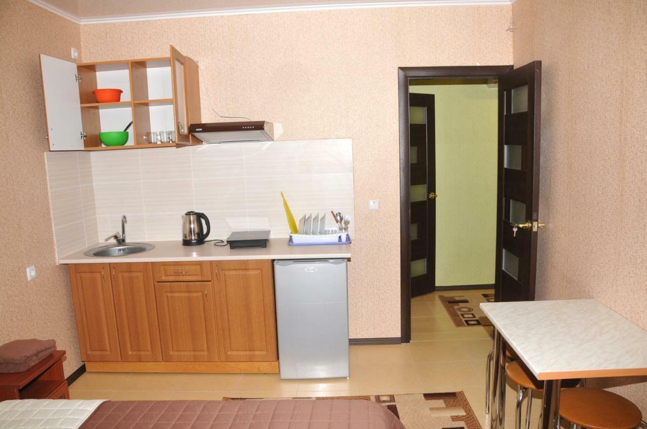Solnechnaia Dacha Aparthotel Zatoka Bagian luar foto