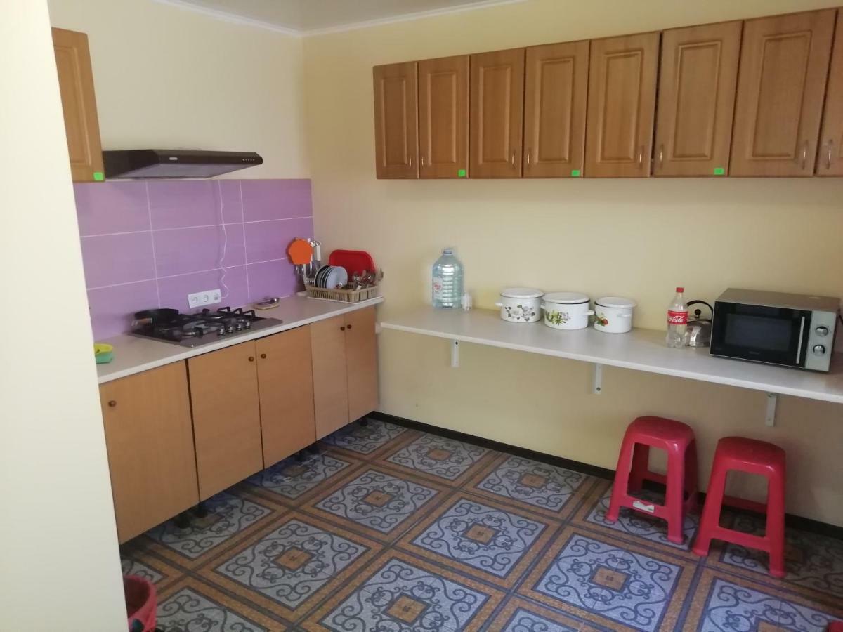Solnechnaia Dacha Aparthotel Zatoka Bagian luar foto