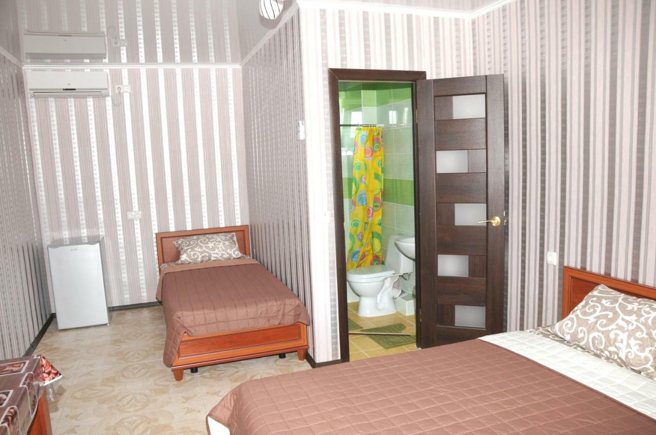 Solnechnaia Dacha Aparthotel Zatoka Bagian luar foto