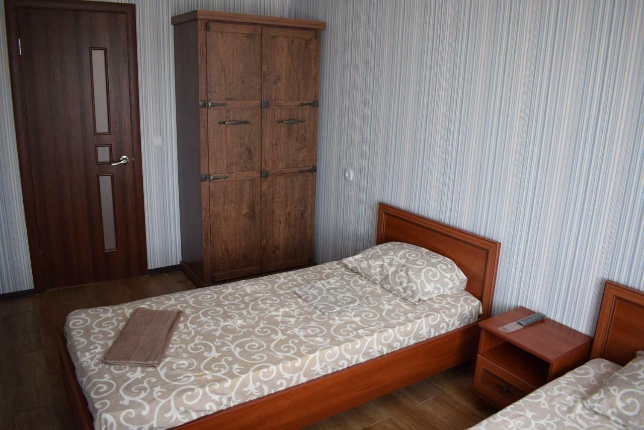 Solnechnaia Dacha Aparthotel Zatoka Bagian luar foto